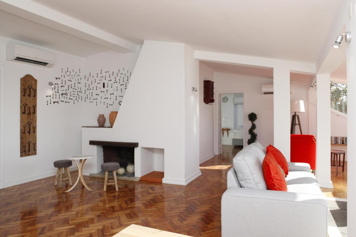 Downtown With Sea View Apartment