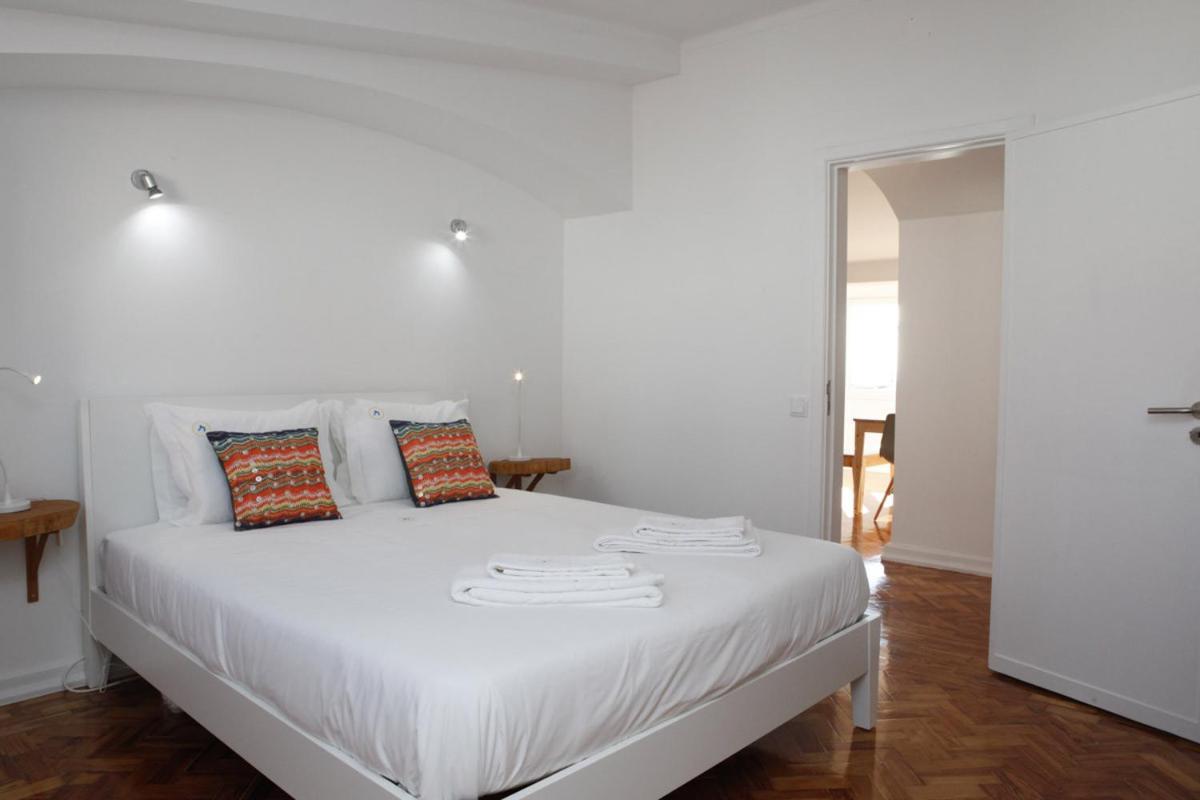 Apartment Downtown With Sea View Cascais