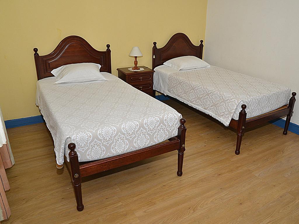 Guest house Pensao Astoria 3*