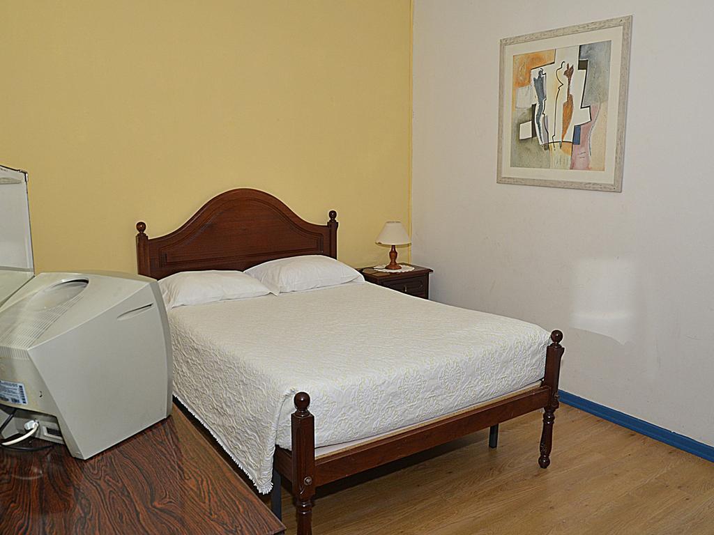 Guest house Pensao Astoria