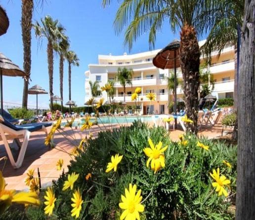 Bel Au Bord De La Mer De Porto De Mos Apartment Lagos