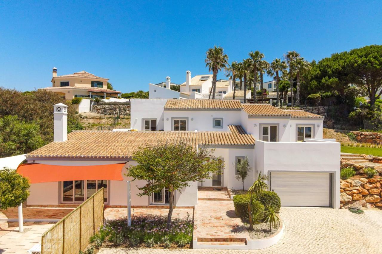 - Oceanfront Martinhal Villa