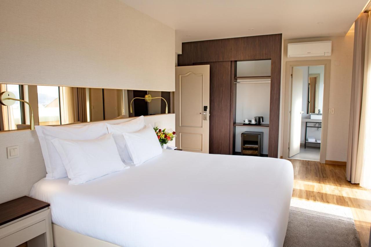 Cristal Hotel 4*