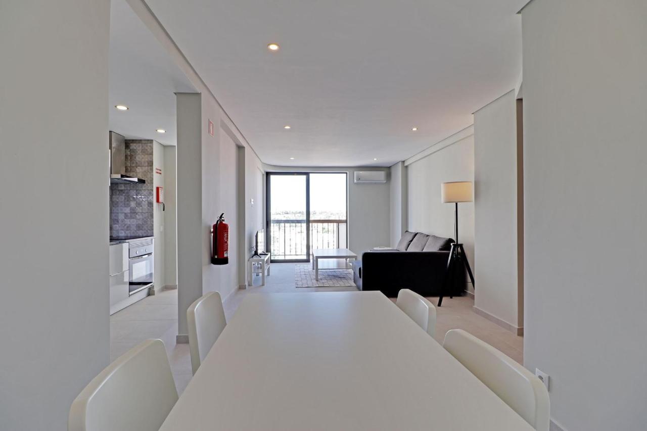 Ocean View By Homing Apartment *