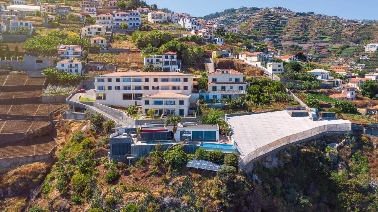 Amplitude Villa *
