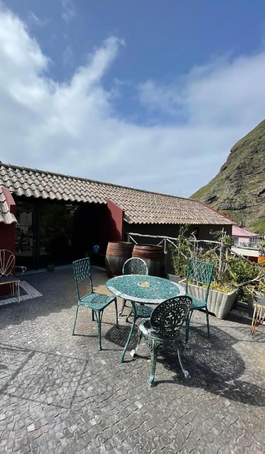 A Casa Estrelicia-dourada Garces Sao Vicente (Madeira)