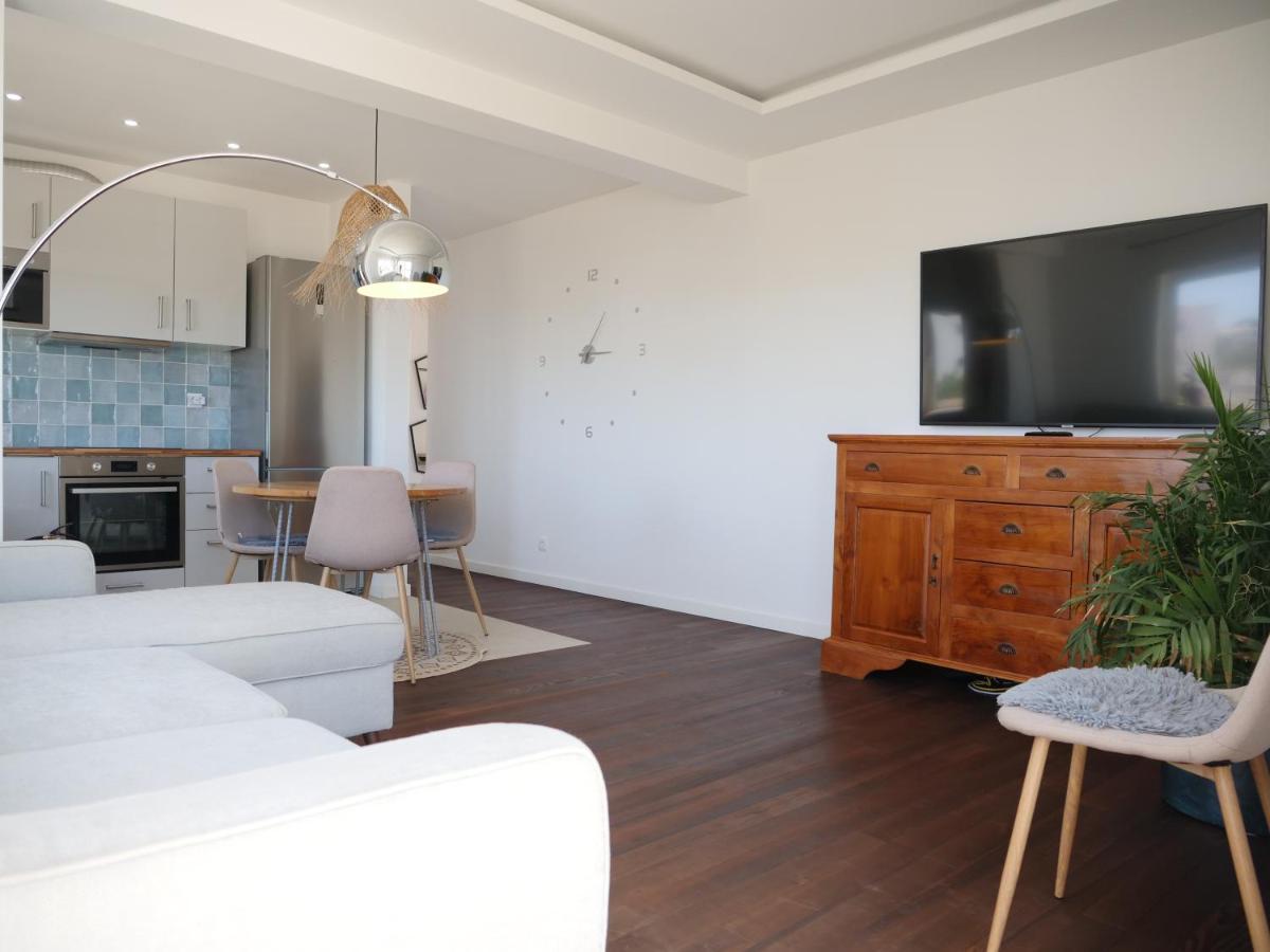 Appartement Cozy With Sea View Over Meia *