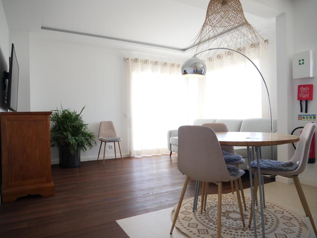 Cozy With Sea View Over Meia * Lagos