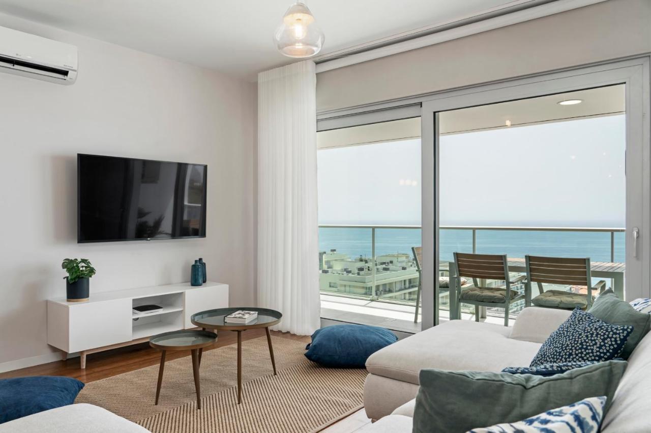 Alameda Formosa I By An Island Apartment