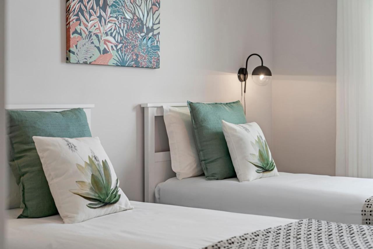 Alameda Formosa I By An Island Apartment *