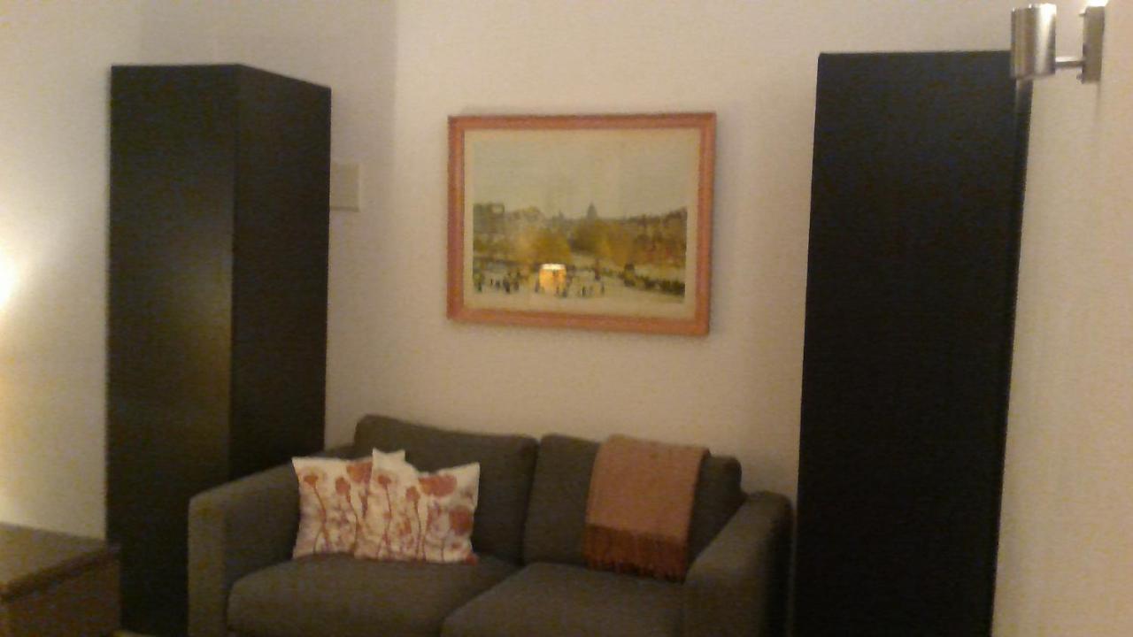 Salema's Guest house *