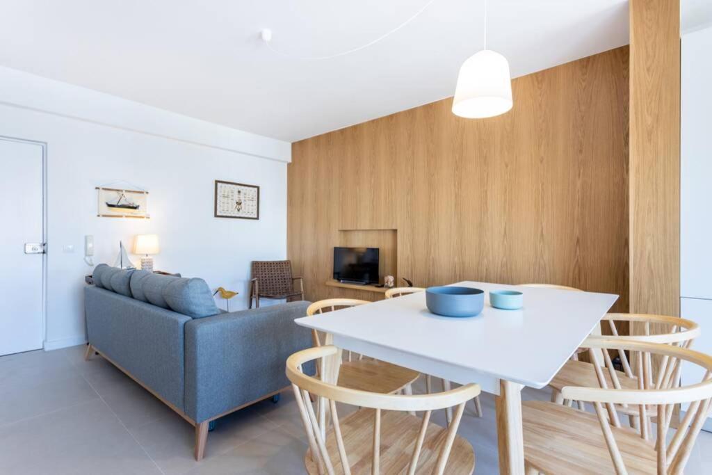 Cozy Ap Renovado 1ª Linha De - Armacao Pera *
