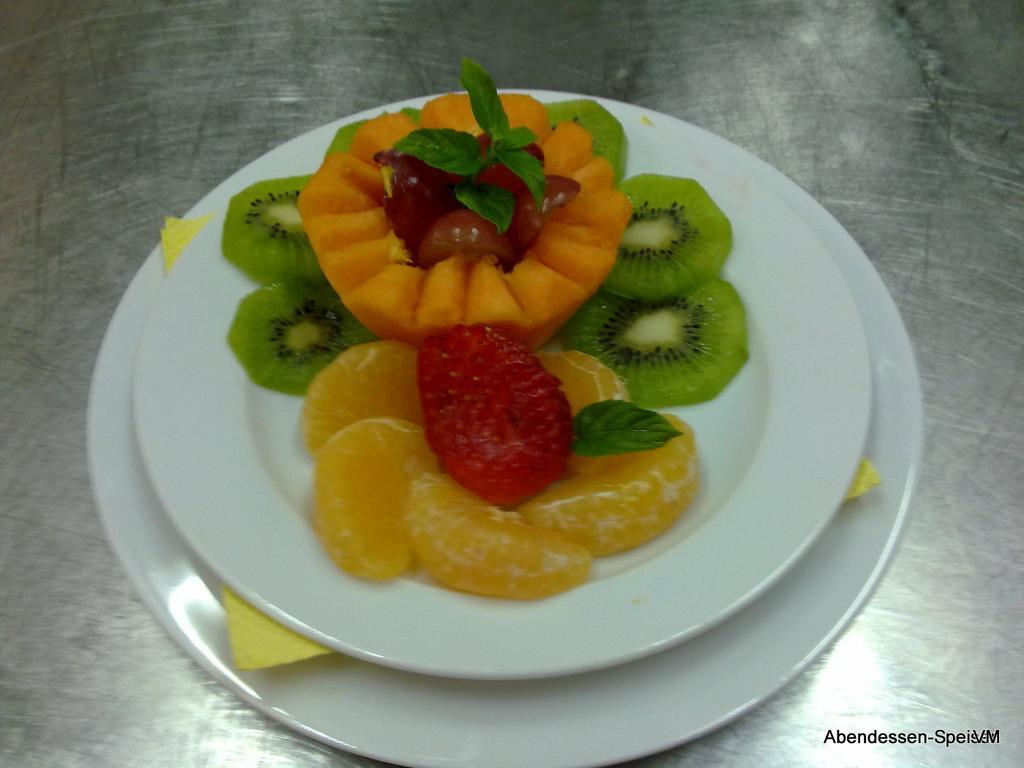 Guest house Vila Mia 3*