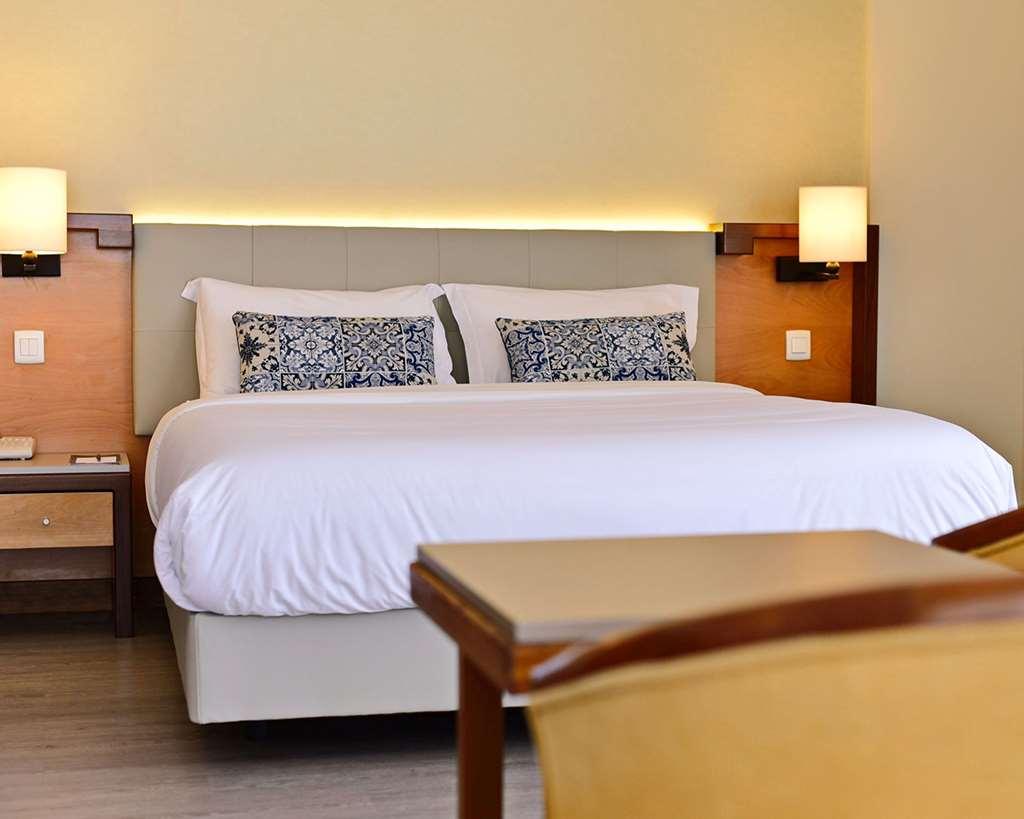 Hotel Algarve By Ihg 4*