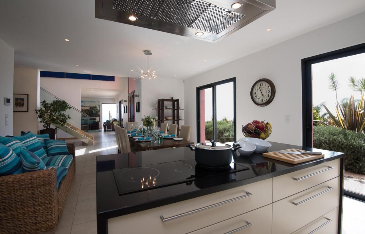 Villa Luxury Ocean Front Villla *