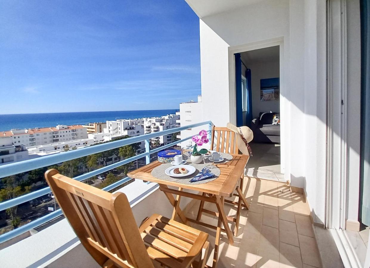Colina Ferias- Garagem & Wifi Apartment *