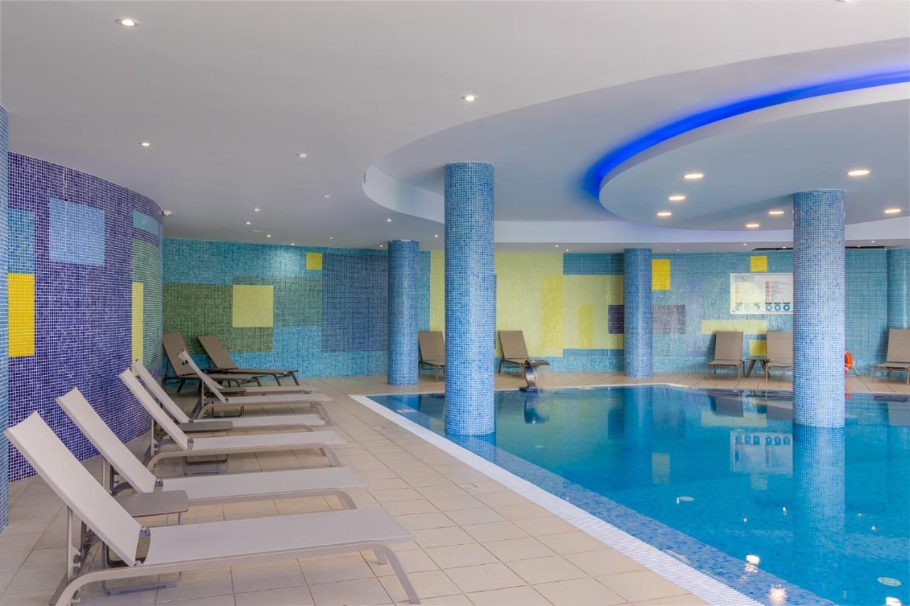 Aqua Natura Bay 4*