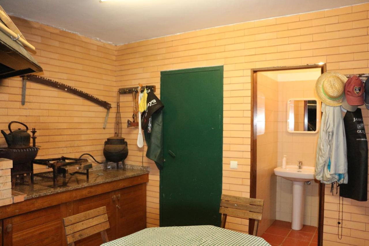 Pousada Luxury Camelia. Mountains, Golf, Horses, Levada Walks.