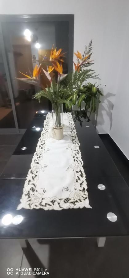 D Henriques House Villa