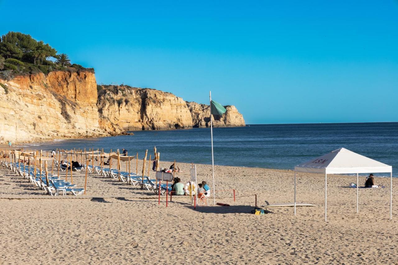 Apartment Beachfront Porto De Mos - *