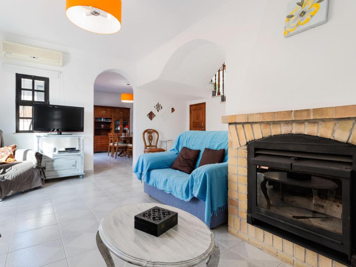 Villa Mira Mar Gale 440m From The By Interhome Patroves