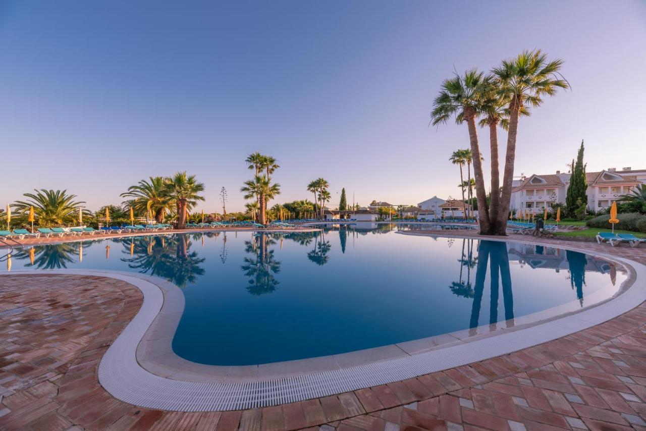 Golden Club Aparthotel 2*