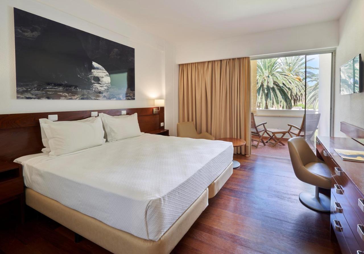 & Hotel