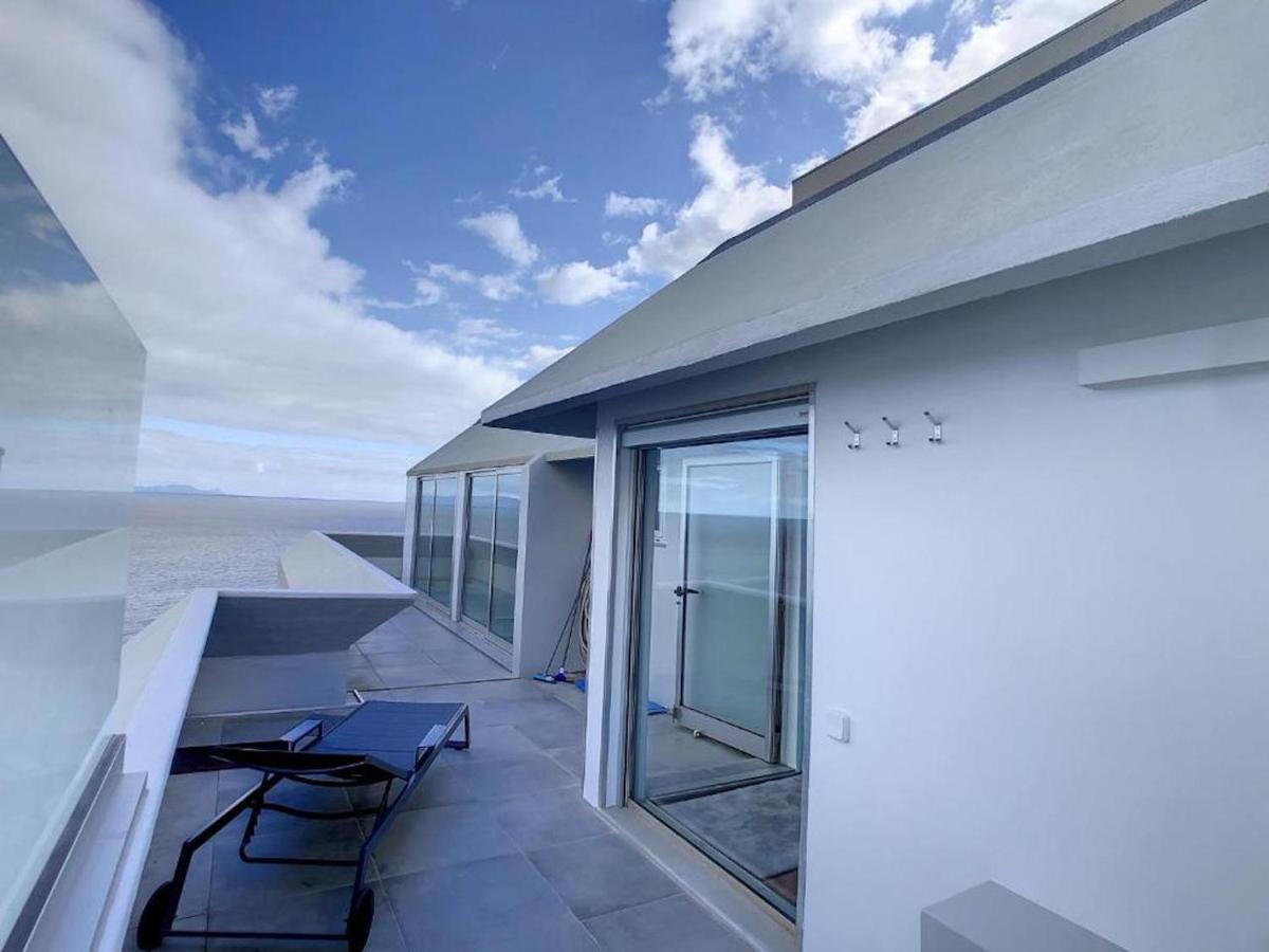 Luxurious Penthouse Direct At Sea