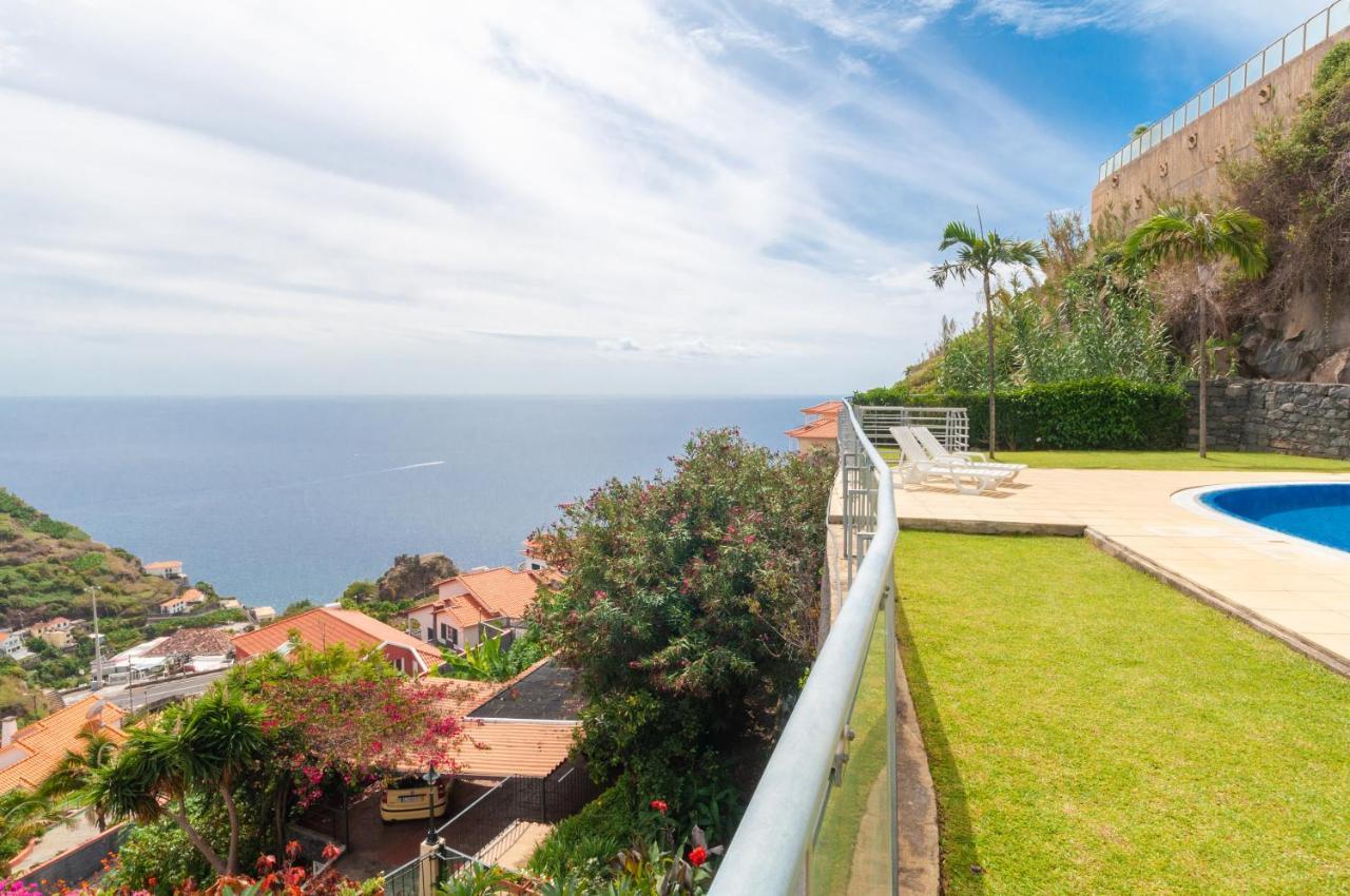 Unique Tropical Style Penthouse With A Dreamy View - By Portugal Collection *