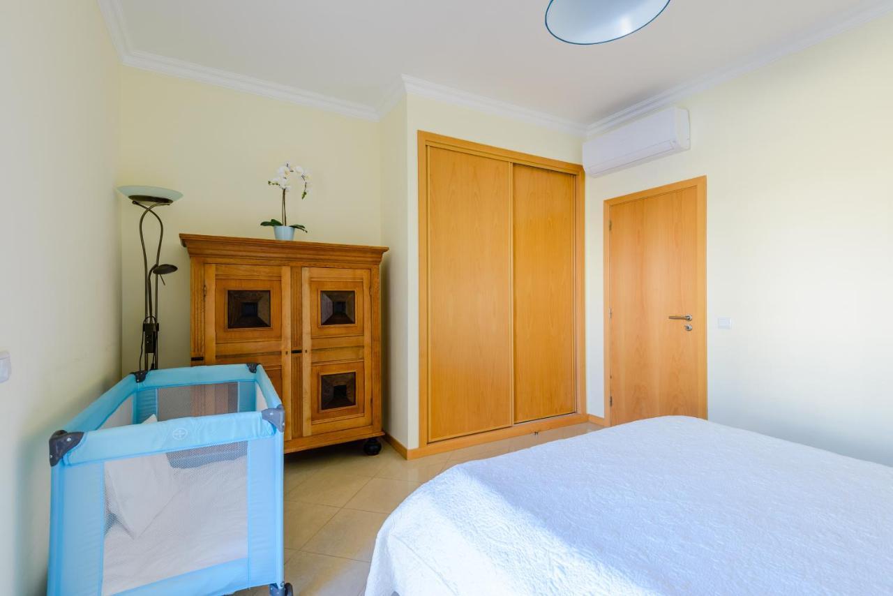 Homes Ocean View With 3 Spacious Terraces, 2 Swimming Pools & Tennis Court Albufeira