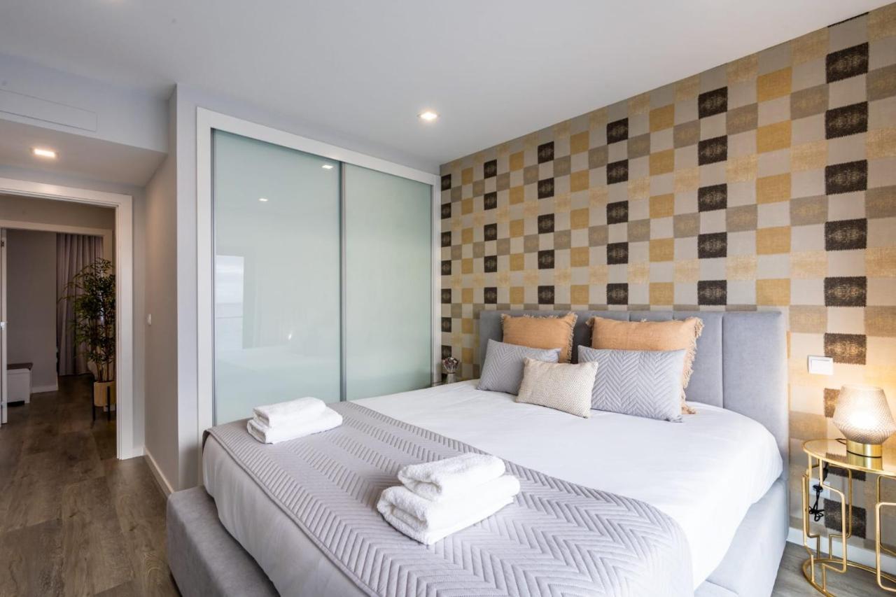 Sea View Balcony By Madeira Sun Travel Santa Cruz - Madeira