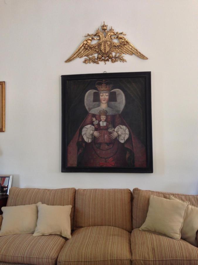 Villa Luxurious Royal Estate In Historic Paradise