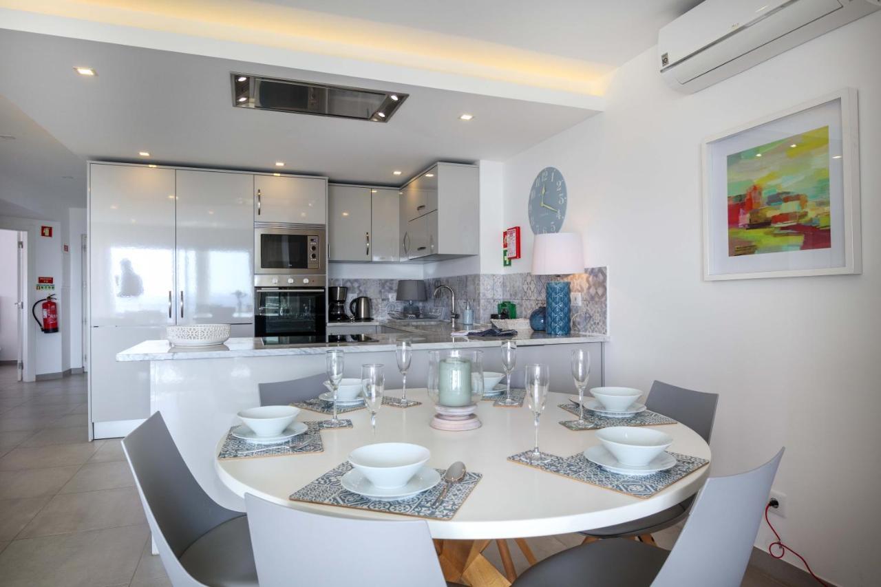 Waterside 3 Bedroom Sea View