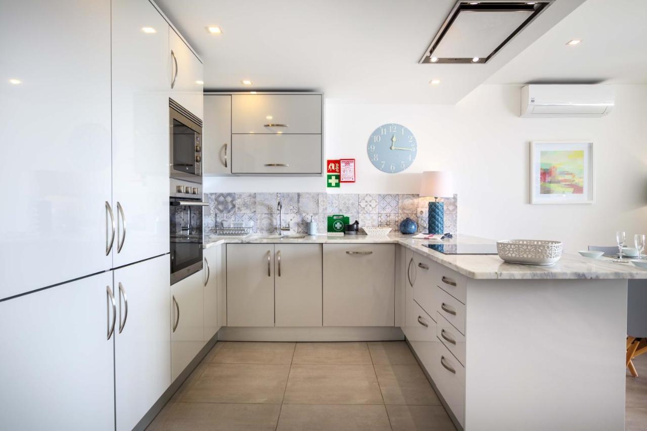 Waterside 3 Bedroom Sea View *