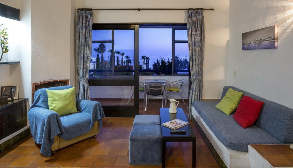 Azul Mar Aparthotel 3*