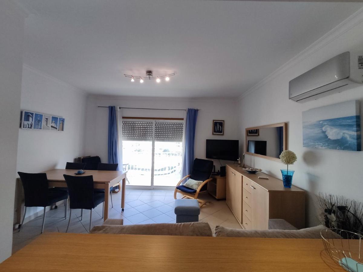 Apartment 4d Mar - Casas & Papeis *