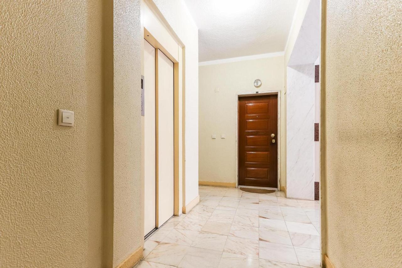 Apartment Downtown Typical By Homing *