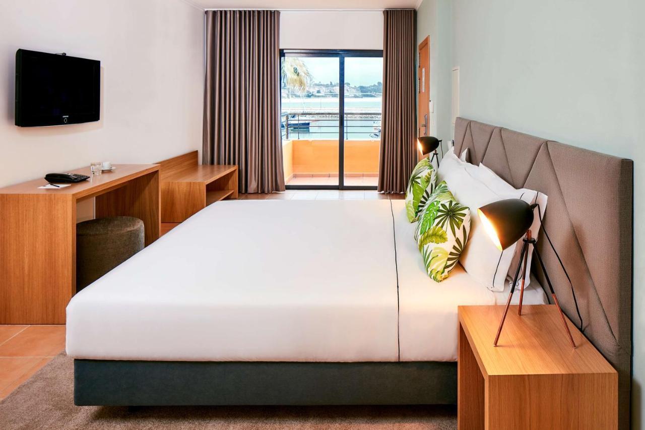 Hotel Nh Marina