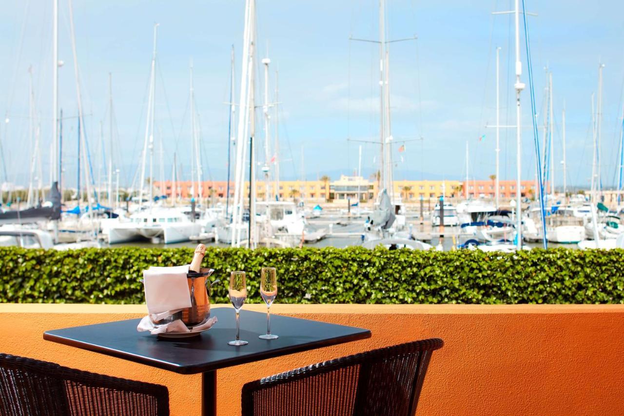Nh Marina Hotel