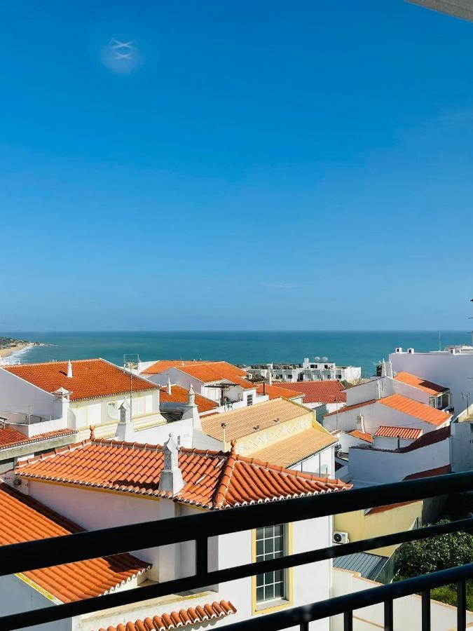 Casa Do Canto Acomodação com café da manhã  3*