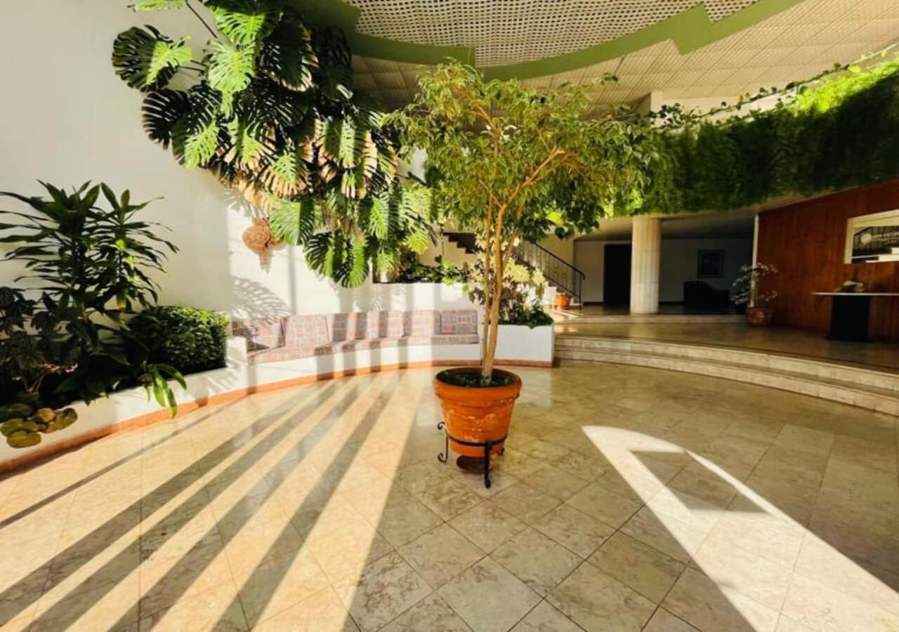 Apartment Title E Title - Oura