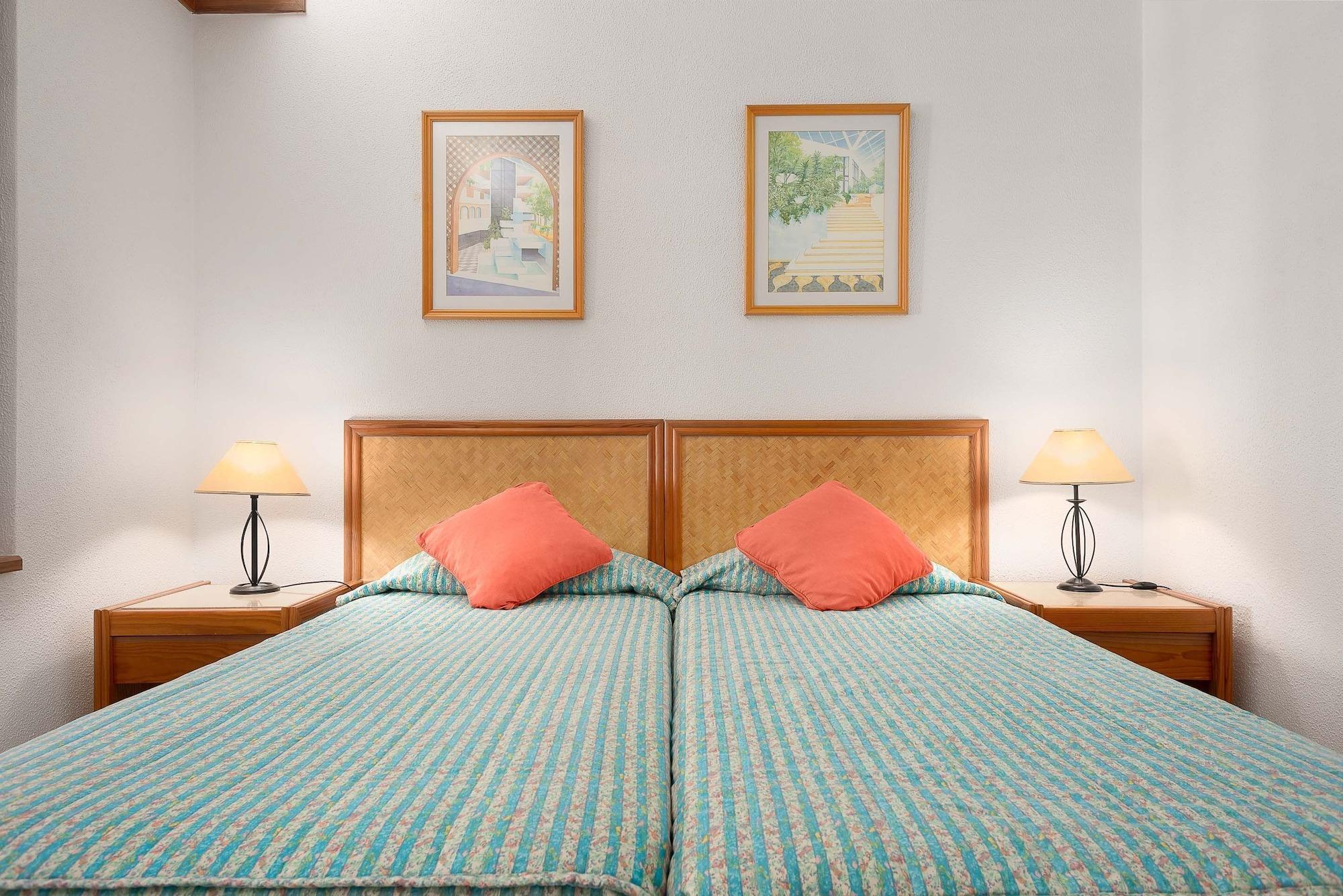 Hotel Muthu Oura 4*