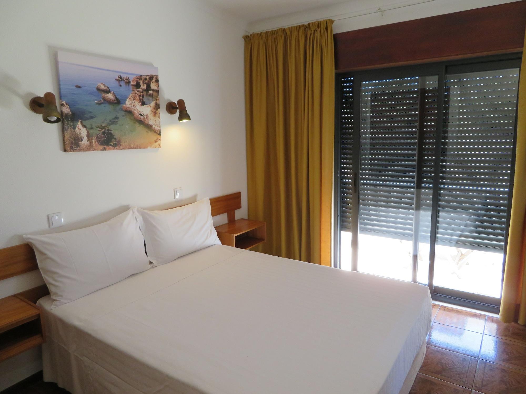 Alcaide Hotel