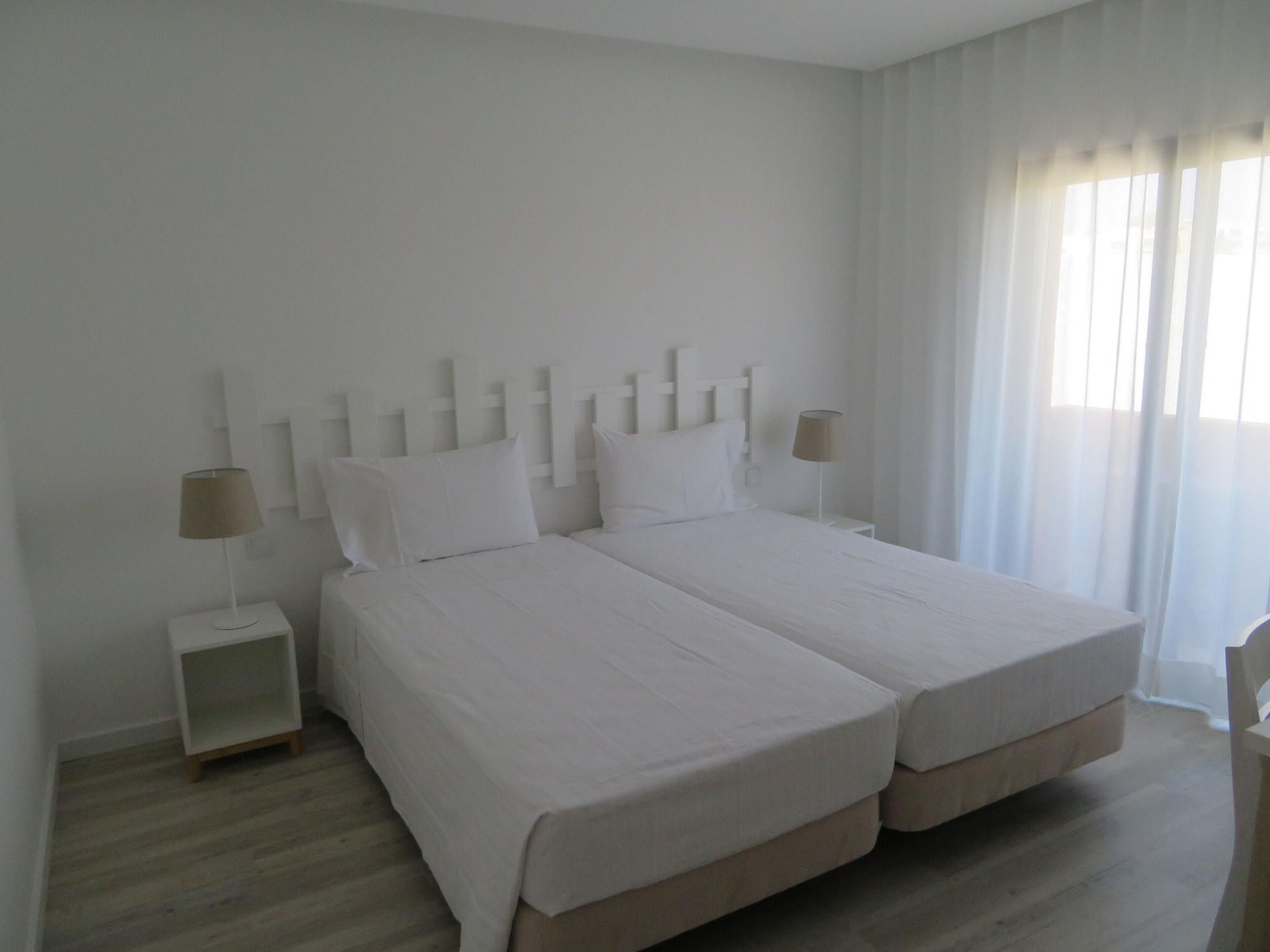 Alcaide Hotel