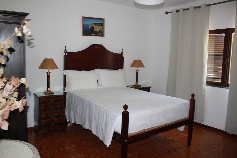 Hotel Alcaide