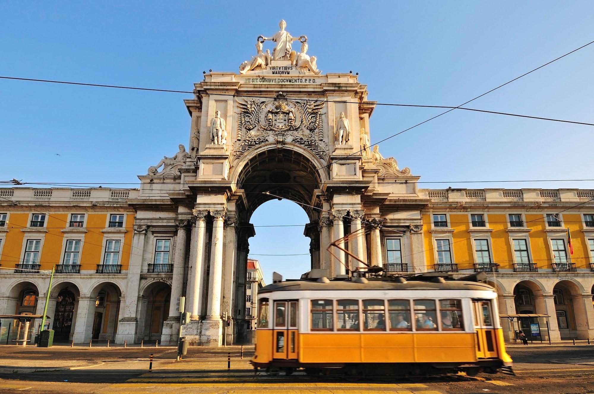 De - Small Luxury Of The World Lissabon
