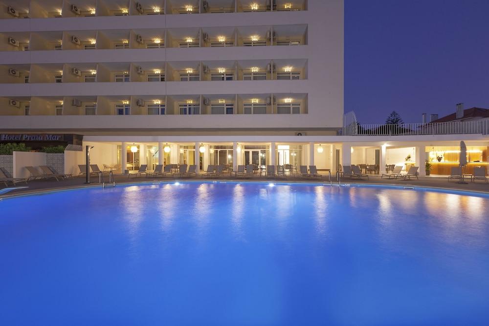 Carcavelos Hotel