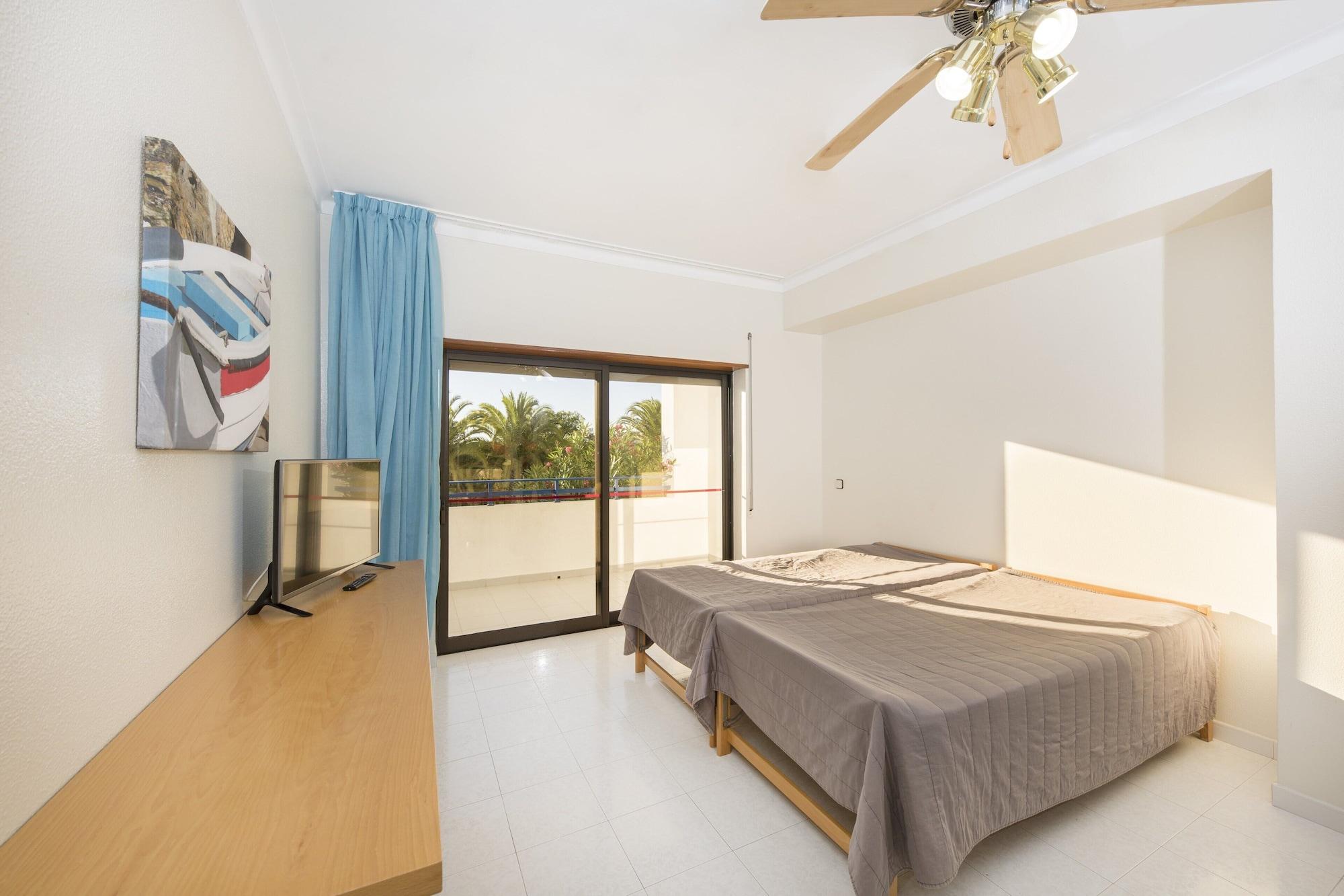 Ukino Terrace Algarve Concept Apartahotel Porches (Algarve)
