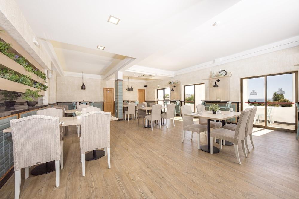 Ukino Terrace Algarve Concept 3*