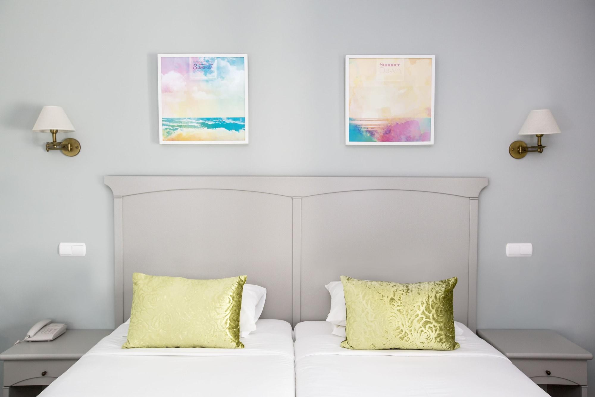 Velamar Boutique - Adults Friendly